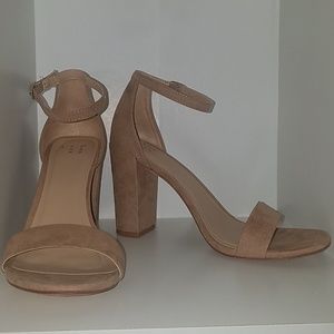 Taupe block heel shoes